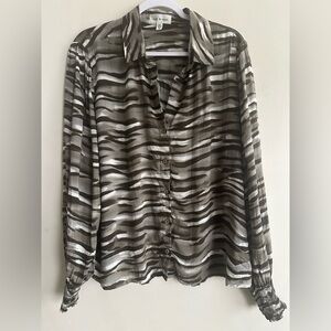 Anthropology Cloth & Stone rayon  Long Sleeve animal print blouse